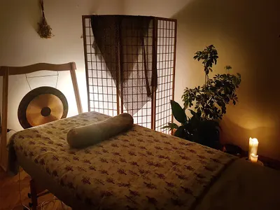 Lomi Lomi Namaja | masaże | pracownia świadomego dotyku